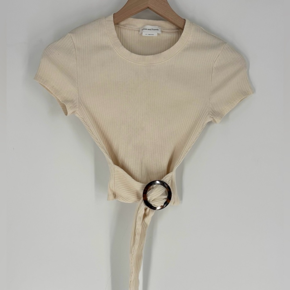 Revolve Lovers + Friends Lynn Top Cropped Ribbed Lynn Top - Picture 4 of 7